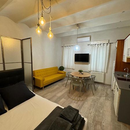 Ama Madrid Santa Ana Apartment Екстериор снимка