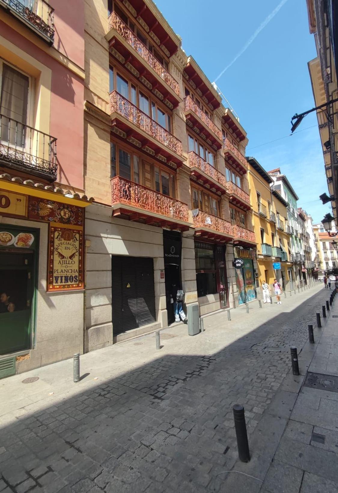 Ama Madrid Santa Ana Apartment Екстериор снимка